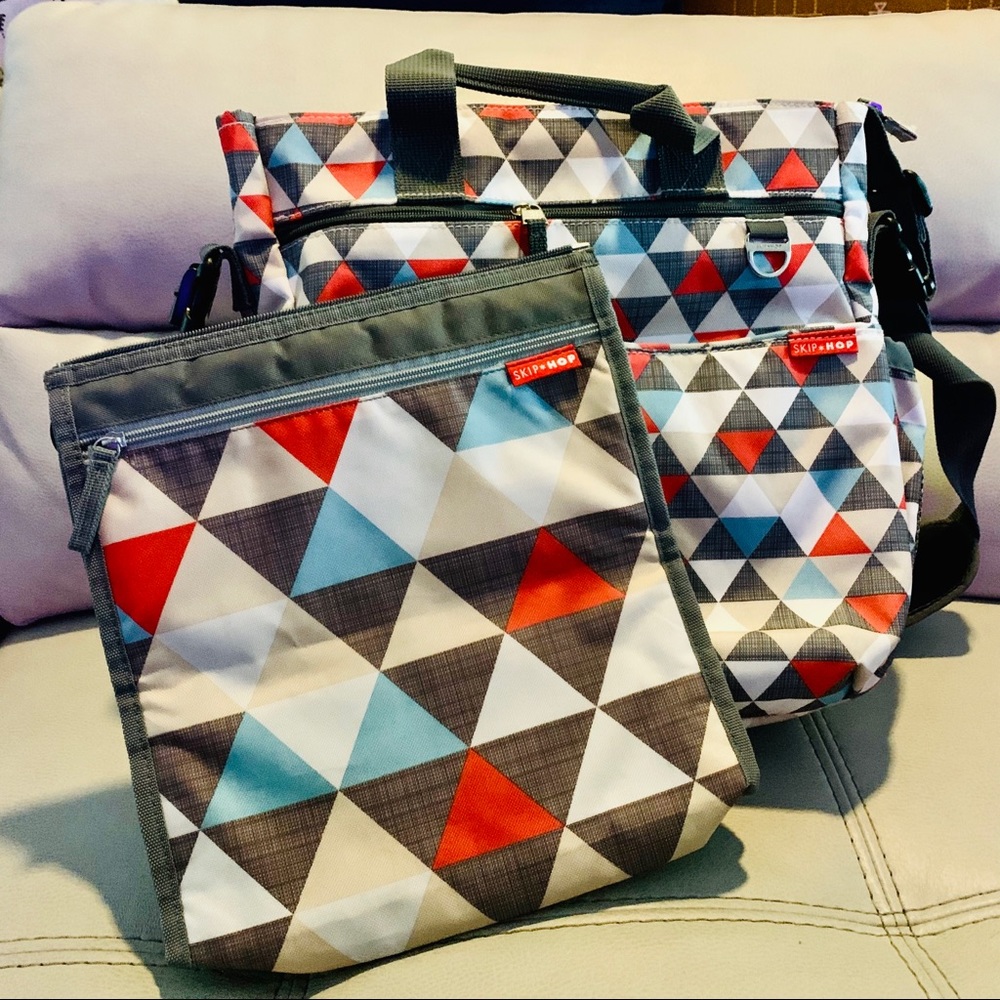 SKIP*HOP® Duo Signature Diaper Bag in Triangle.